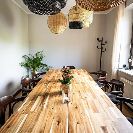 Pokoje I Restauracja Czarny Kos Szálloda *