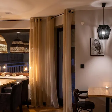 Pokoje I Restauracja Czarny Kos * Borkowo