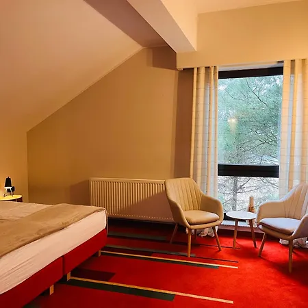 Hotell I Restauracja Czarny Kos Borkowo (Kartuzy)